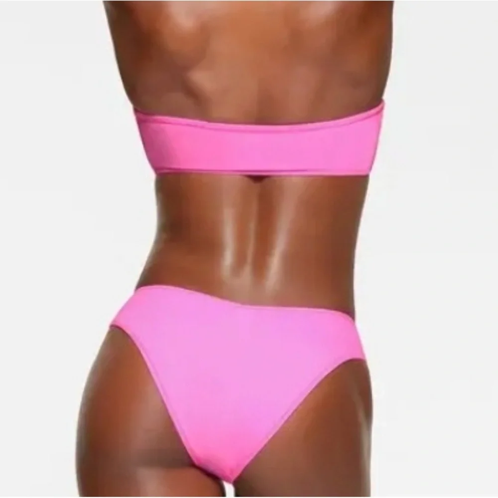 SKIMS NWT MONOKINI PINK CUT OUT HALTER SWIM BIKINI BATHINGSUIT IN TAFFY